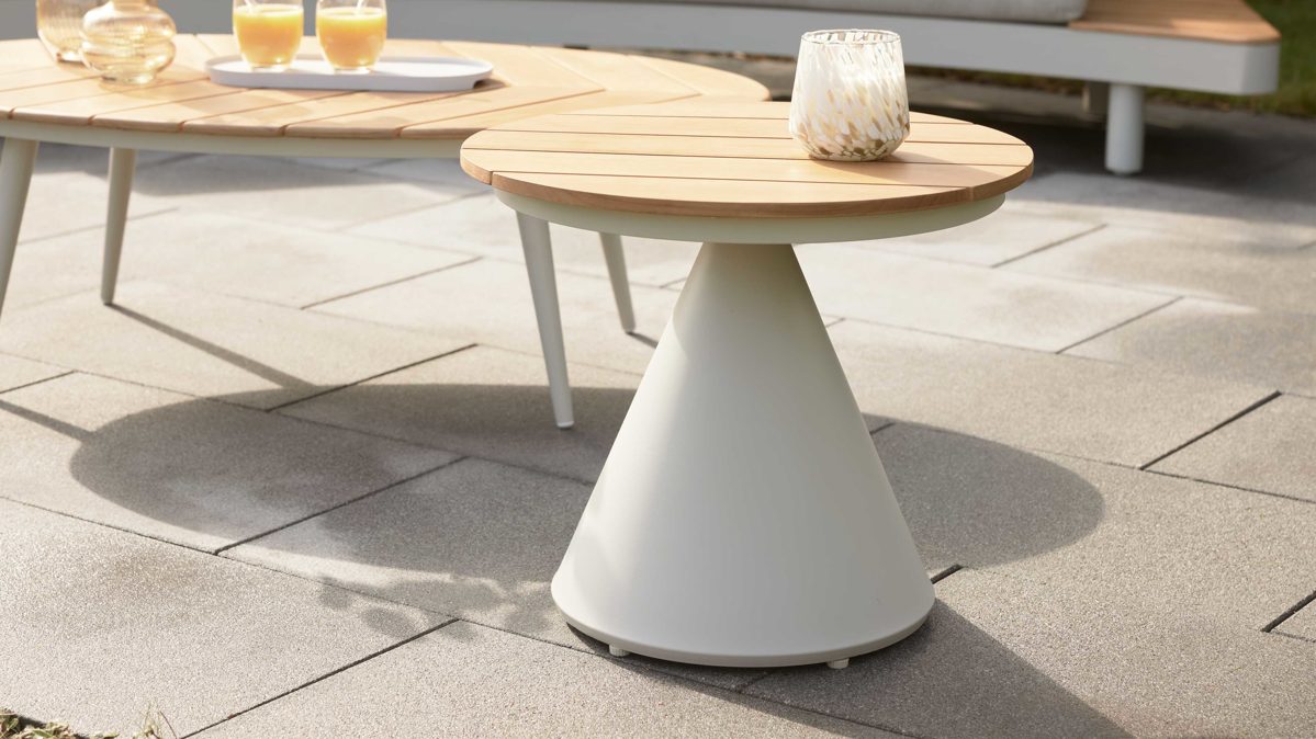 Gartentisch Interliving aus Metall in Beige Interliving Gartenmöbel Serie 7015 - Beistelltisch konischem Gestell Teakholz & taupefarbenes  Aluminium - Höhe ca. 43 cm