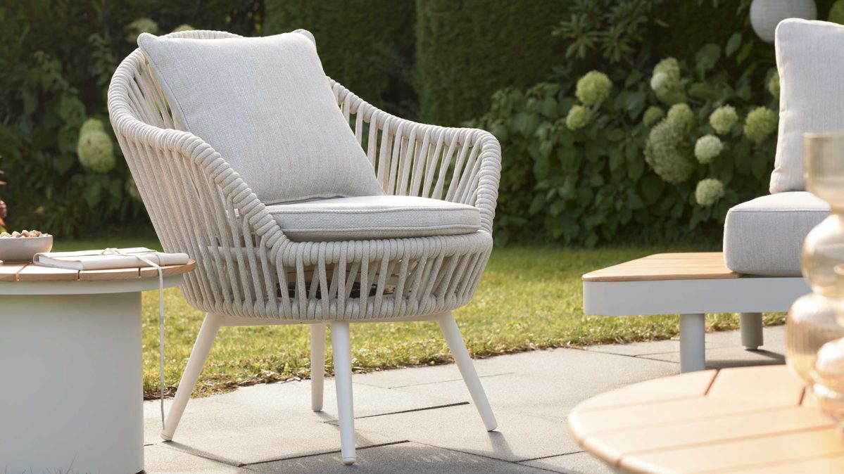 Gartenstuhl /-sessel Interliving aus Kunstfaser in Beige Interliving Gartenmöbel Serie 7015 - drehbarer Diningsessel beiger Olefinbezug & Rope, taupefarbenes Aluminium