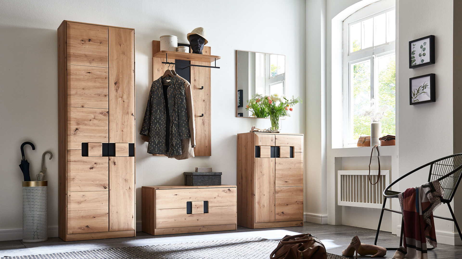 Garderoben-Set Mca furniture aus Holz in Holzfarben Garderobenkombination Argos Balkeneiche & Cosmos Grau – fünfteilig