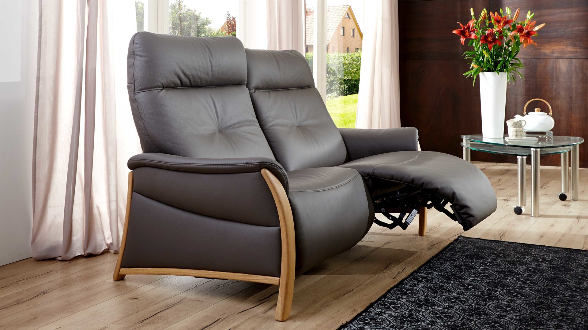 Zweisitzer comfortmaster besser sitzen, liegen, leben aus Leder in Dunkelgrau Comfortmaster 4536 - Zweisitzer bzw. Polstermöbel 80 A canyonfarbenes LongLife-Leder & Wildeiche - Länge ca. 146 cm