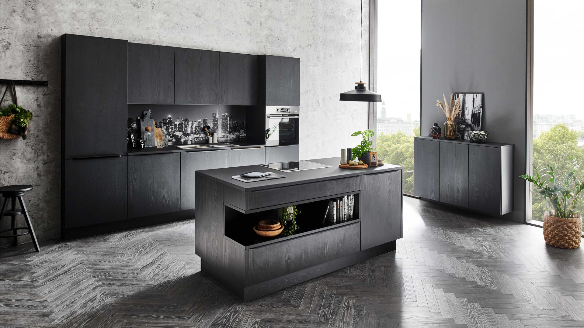 Einbauküche Nolte® küchen aus Holz in Schwarz nolte® Einbauküche Manhattan mit AEG Einbaugeräten Eiche Nero – zweizeilig