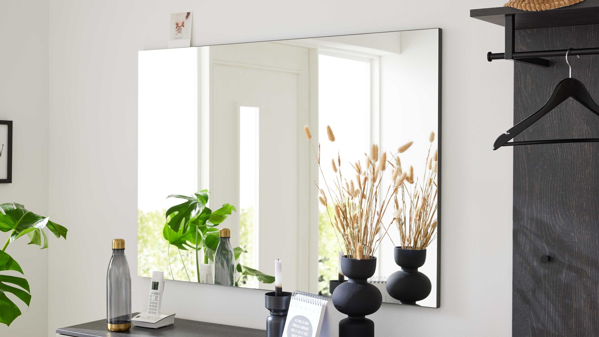 Wandspiegel Interliving aus Spiegel in Schwarz Interliving Garderobe Serie 6012 - Garderobenspiegel Räuchereiche - ca. 120 x 82 cm