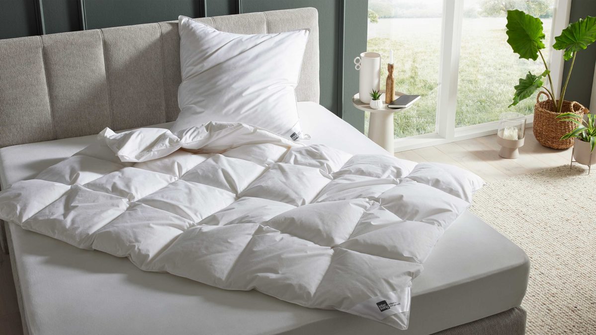 Betten-Set Interliving aus Stoff in Weiß Interliving Betten-Set Serie 9211 Daunen, zweiteilig - ca. 135 x 200 cm
