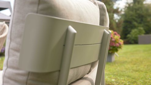 Gartensofa Interliving aus Metall in Beige Interliving Gartenmöbel Serie 7015 - Loungesofa beiges Olefin, Teakholz & taupefarbenes  Aluminium