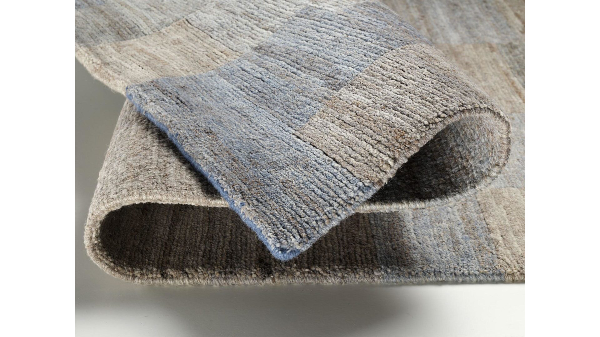 Nepalteppich Oci aus Naturfaser in Grau Nepalteppich Elegant New Lima für Ihre Wohnaccessoires silber-graue Schurwolle – ca. 200 x 300 cm