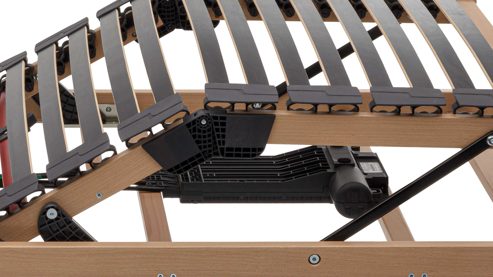 Lattenrost Interliving aus Holz in Holzfarben Interliving Lattenrost Serie 1952 - Smartrahmen mit Funk-Fernbedienung zweifach motorisch mit Funk-Fernbedienung – Liegefläche ca. 90 x 200 cm