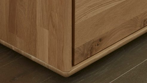 Türenkommode Interliving aus Holz in Grau Interliving Schlafzimmer Serie 1015 – Schiebetürenkommode sienafarbenes Mattglas & Wildeiche – zwei Türen, Länge ca. 164 cm