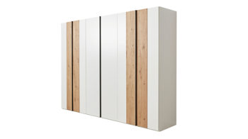 Kleiderschrank Interliving aus Holz in Weiß Interliving Schlafzimmer Serie 1019 – Kleiderschrank Wildeiche & weißer Mattlack – sechs Türen, Breite ca. 299 cm