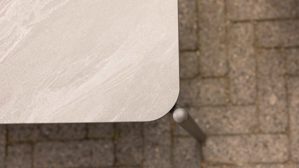 Gartenmöbel-Set Interliving aus Kunstfaser in Grau Interliving Gartenmöbel Serie 7013 - Loungemöbel-Set mit Couchtisch grauer Olefin-Teddybezug, Rope, Aluminium & Sinterstein - vierteilig