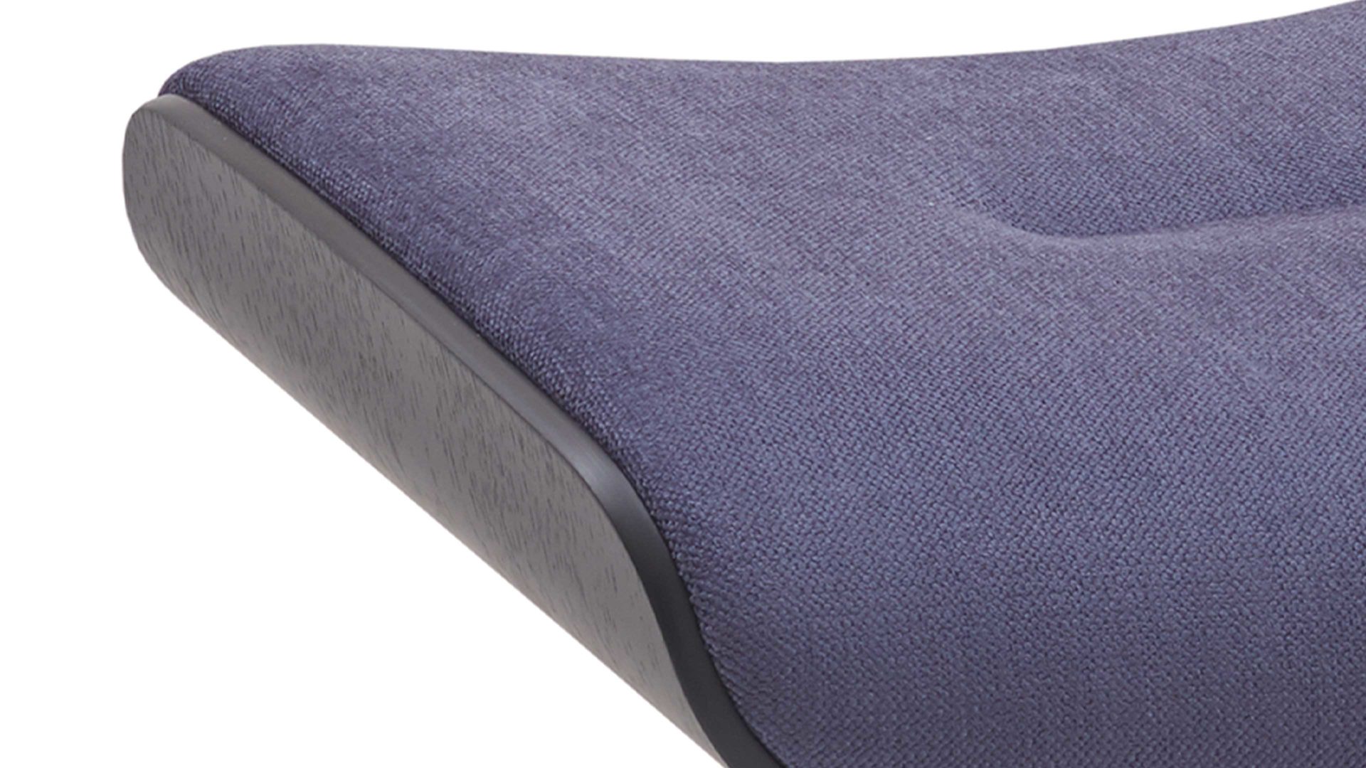Polsterhocker Conform® aus Stoff in Lila CONFORM® Hocker Timeout blaubeerfarbener Bezug Evita & Aluminiumgestell