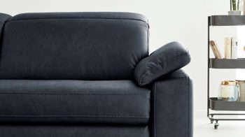 Funktion Interliving aus Metall in Transparent Interliving Sofa Serie 4054 – Armlehnverstellung manuelle Verstellung