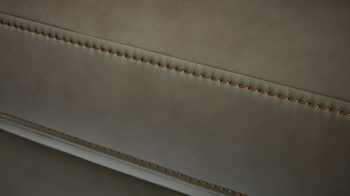 Ecksofa Interliving aus Leder in Grau Interliving Sofa Serie 4054 – Ecksofa steingrauer LongLife-Leder Vivre & schwarze Metallfüße – Stellfläche ca. 347 x 176 cm