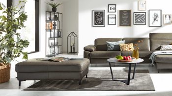 Polsterhocker Interliving aus Leder in Grau Interliving Sofa Serie 4054 – XXL-Hocker steingrauer LongLife-Leder Vivre & schwarze Metallfüße – ca. 130 x 60 cm