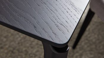 Esstisch Interliving aus Holz in Schwarz Interliving Esszimmer Serie 5110 - Esstisch T0200 mattschwarzes Eichefurnier - ca. 100 x 180 cm