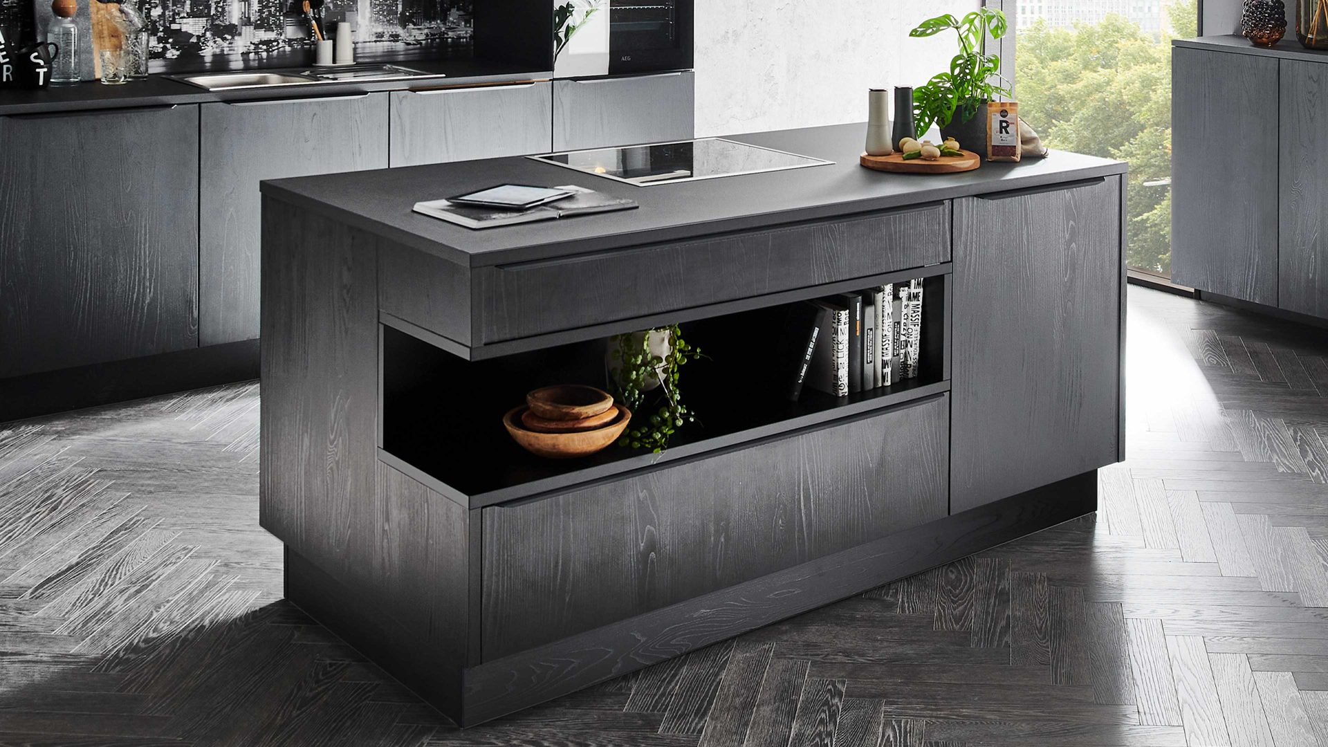 Einbauküche Nolte® küchen aus Holz in Schwarz nolte® Einbauküche Manhattan mit AEG Einbaugeräten Eiche Nero – dreizeilig