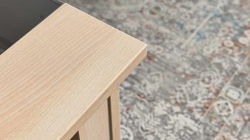 Couchtisch Interliving aus Holz in Grau Interliving Wohnzimmer Serie 2110 - Couchtisch graues Glas & Naturbuche - ca. 105 x 70 cm