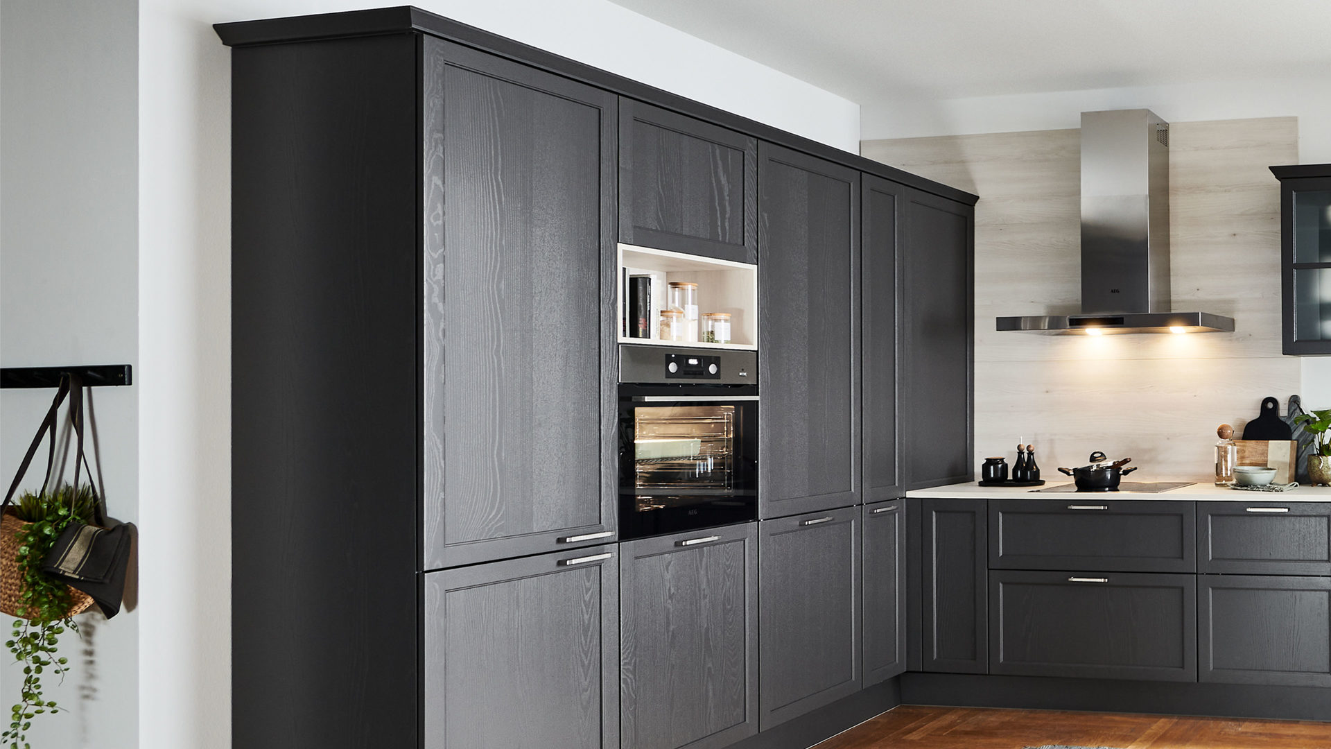 Einbauküche Nolte® küchen aus Holz in Dunkelgrau nolte® Einbauküche Lugano mit AEG Einbaugeräten Graphit & Kiruna Birke – Stellfläche ca. 270 x 365 cm