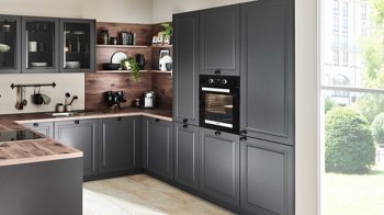 Einbauküche Nolte® küchen aus Holz in Dunkelgrau nolte® Einbauküche Porto mit Miele-Einbaugeräten Graphit & Eiche Castell - Stellfläche ca. 320 x 300 cm