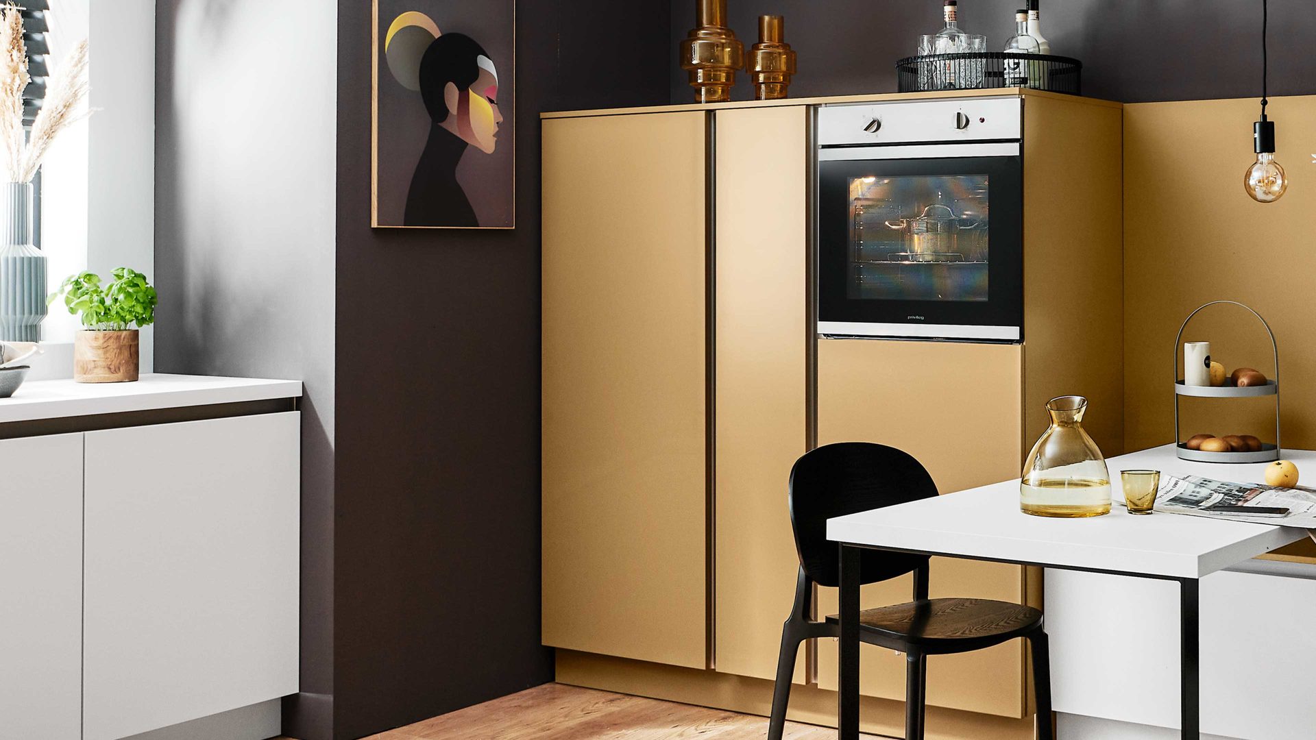 Einbauküche Nolte® küchen aus Holz in Hellbraun nolte® Einbauküche Soft Lack mit privileg Einbaugeräten Caramel & Mattweiß - zweizeilig