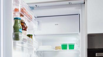 Einbauküche Express küchen aus Holz in Weiß EXPRESS KÜCHEN Einbauküche Clean mit Dalbach Einbaugeräten Mattweiß & Schwarz - Stellfläche ca. 250 x 245 cm