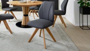 Polsterstuhl Interliving aus Stoff in Dunkelgrau Interliving Esszimmer Serie 5102 – Polsterstuhl graphitfarbene Mikrofaser Atlantis & Wildeiche